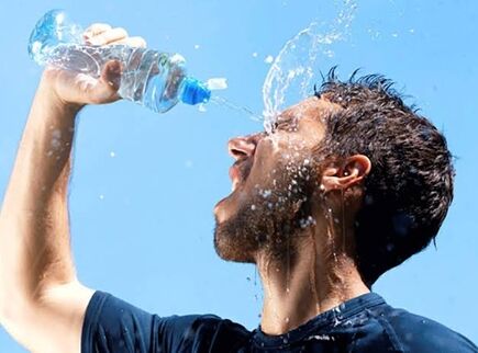 زنگ خطرهای گرمازدگی/ چرا گرما برای قلب خطرناک است؟